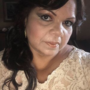 Meet your Posher, Sandra enid